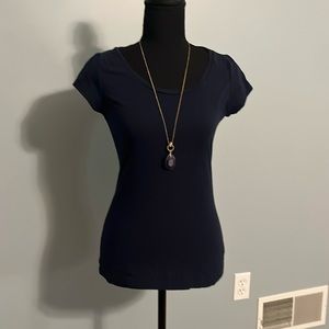 Limited, navy blue fitted tshirt XS